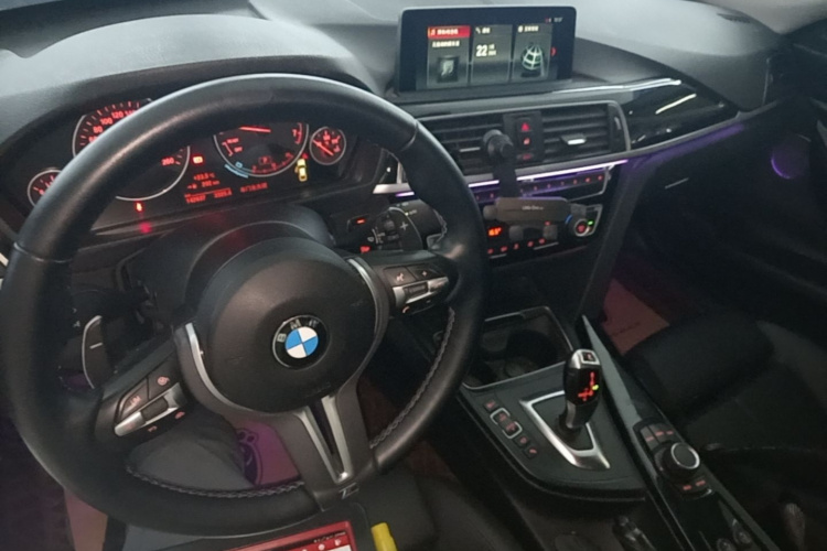 BMW 3 Series GT 2018 #10 BMW 3 Series GT 2018 car image #10