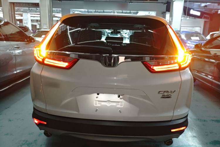 Honda CR-V 2017 #4 Honda CR-V 2017 صورة سيارة #4