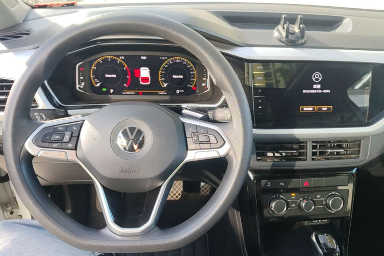 Volkswagen Tacqua 2024 car image #11