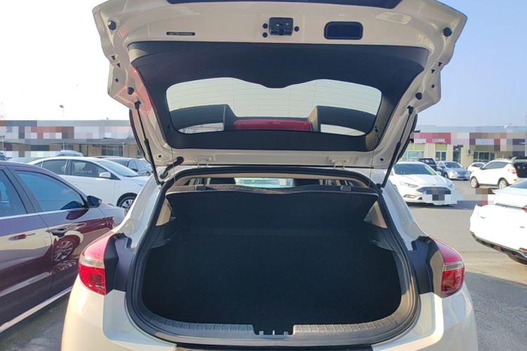 GEELY Emgrand GS 2019 car image #19