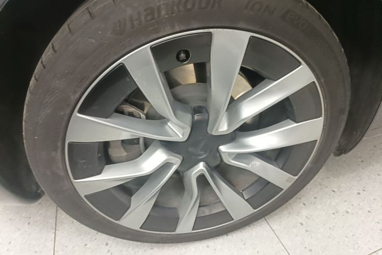 Tesla Model 3 2023 #10 Tesla Model 3 2023 car image #10