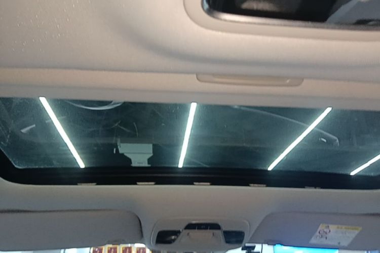 GEELY Emgrand 2021 car image #18