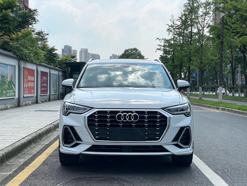 Audi Q3 2023 #2 Audi Q3 2023 car image #2
