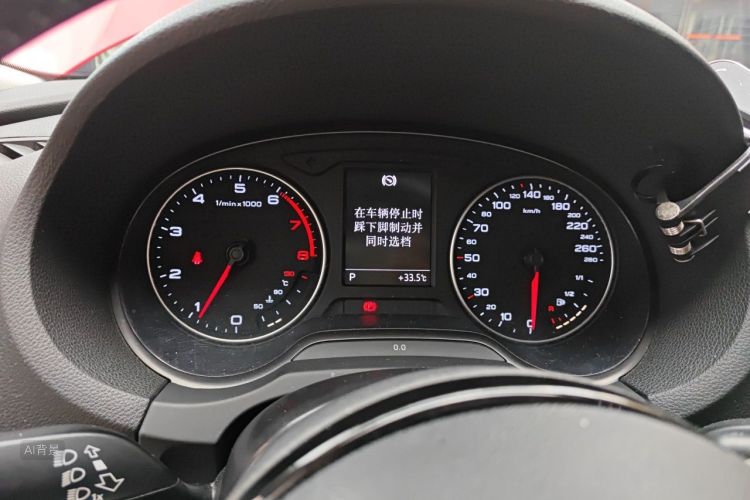 Audi A3 2015 car image #13