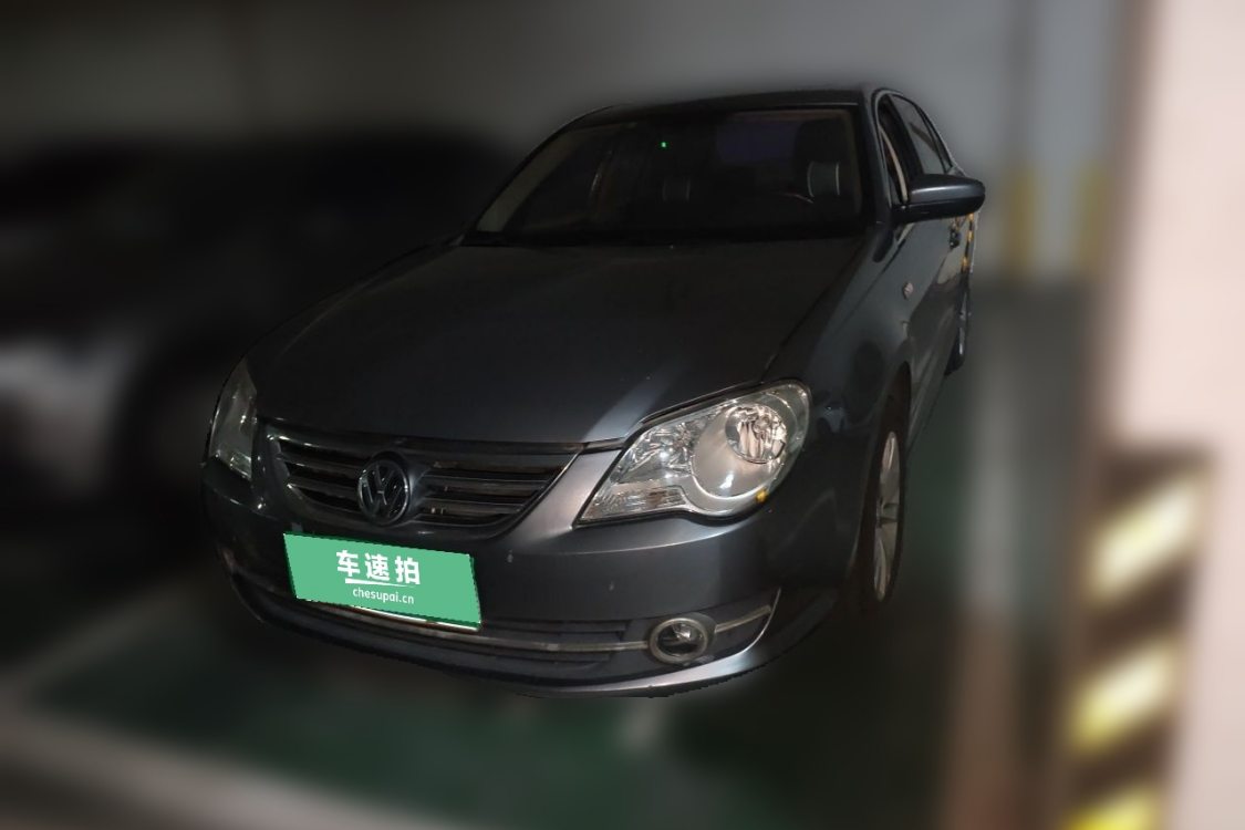 Volkswagen Bora 2012 immagine di auto 