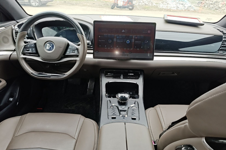 BYD Han 2022 #10 BYD Han 2022 car image #10