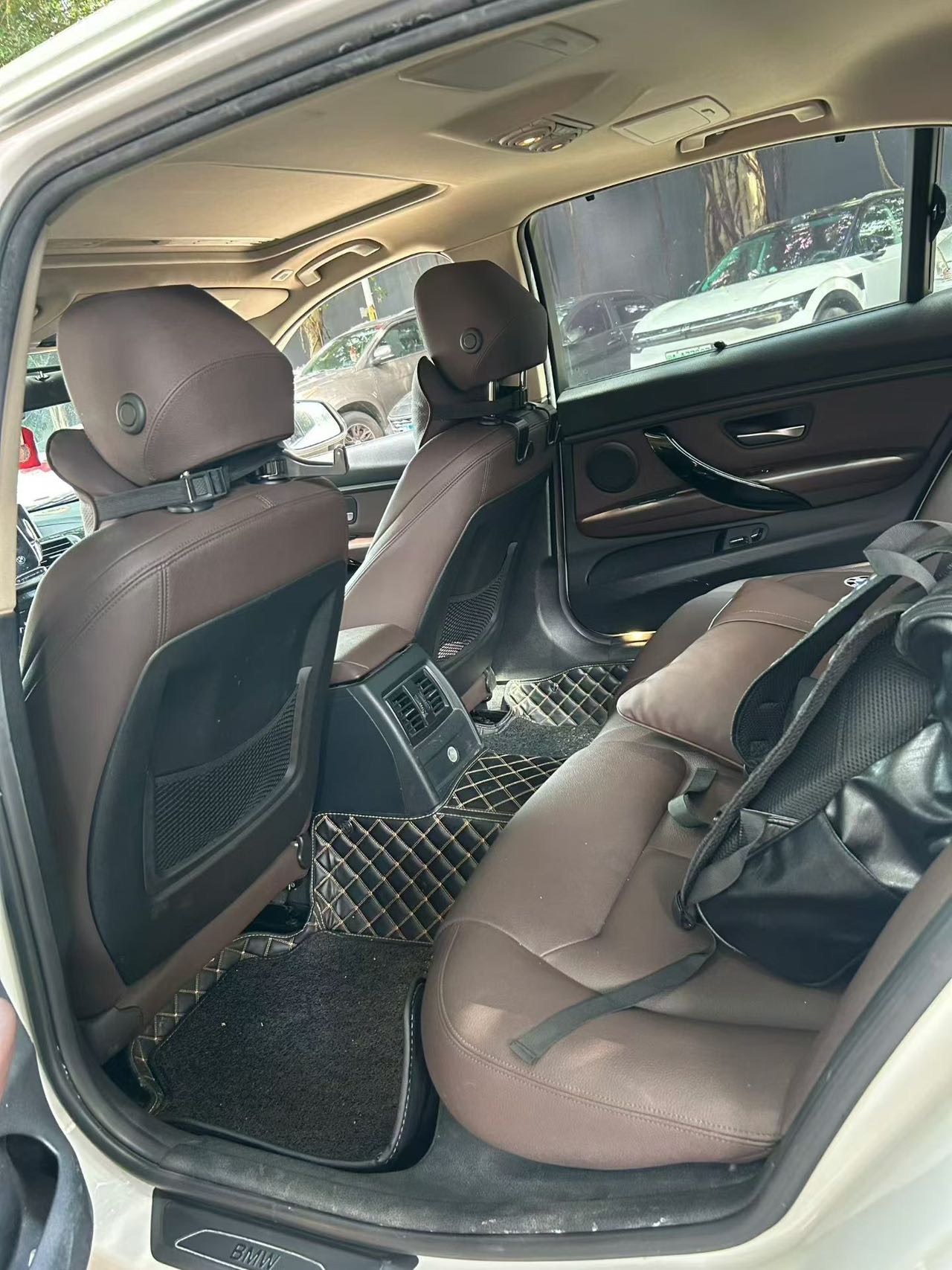 BMW 3 Series 2018 #3 BMW 3 Series 2018 car image #3