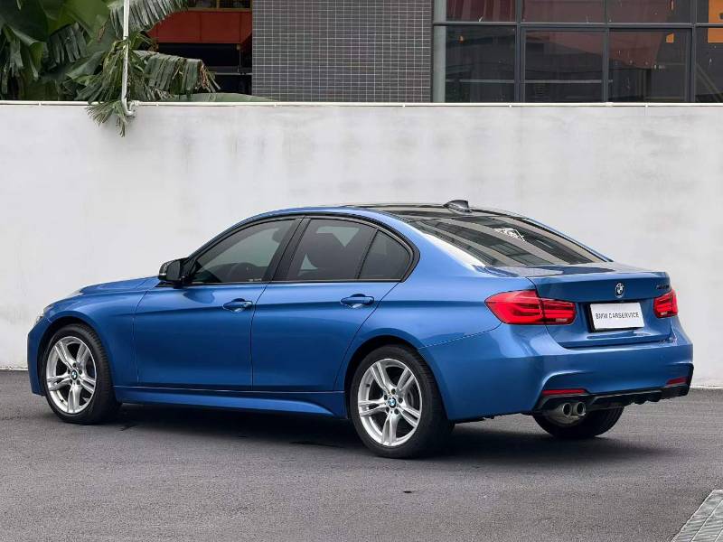 BMW 3 Series 2018 #7 BMW 3 Series 2018 изображение автомобиля #7