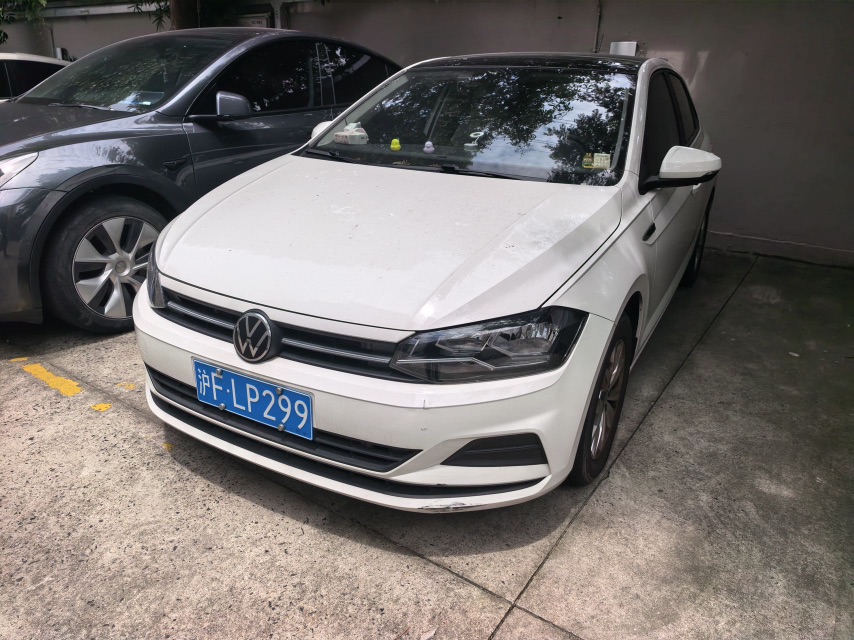 Volkswagen Polo 2021 car image 