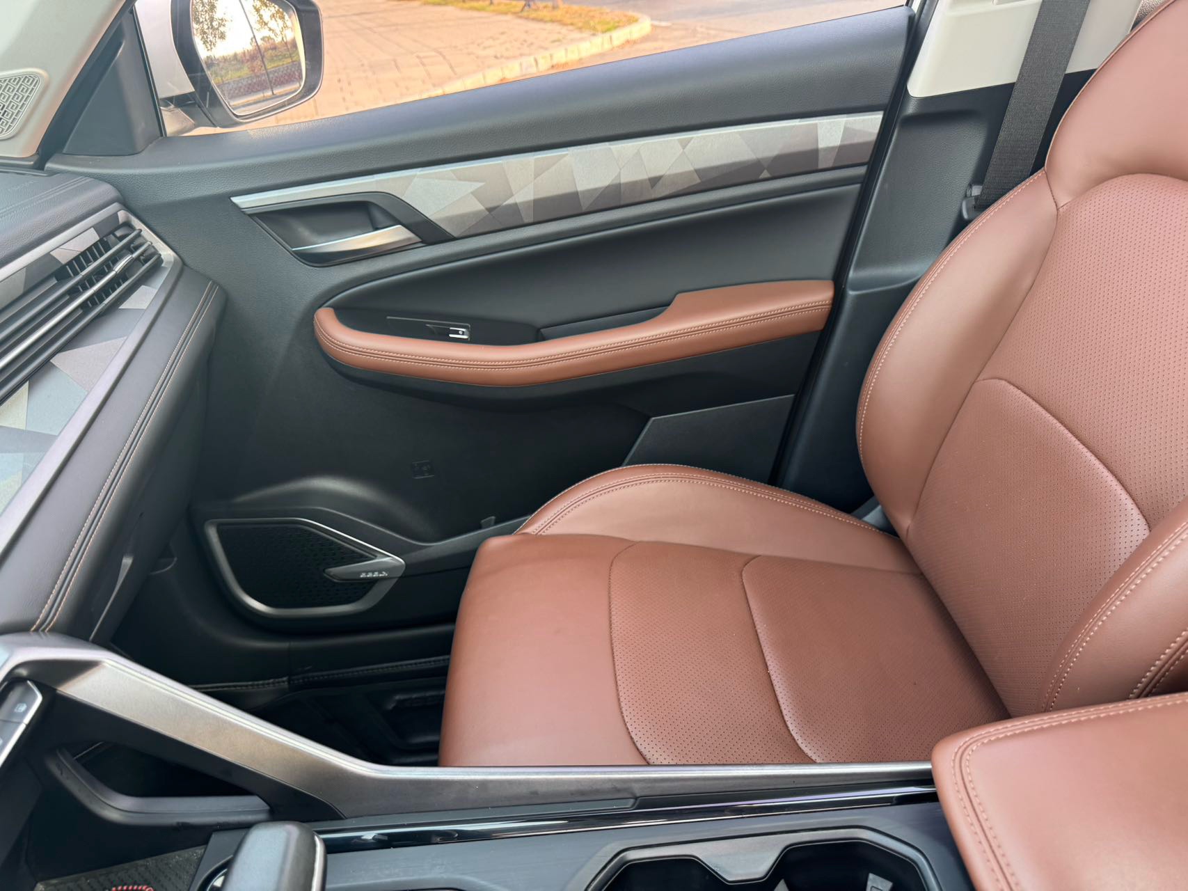 GEELY Vision X6 2023 #17 GEELY Vision X6 2023 car image #17