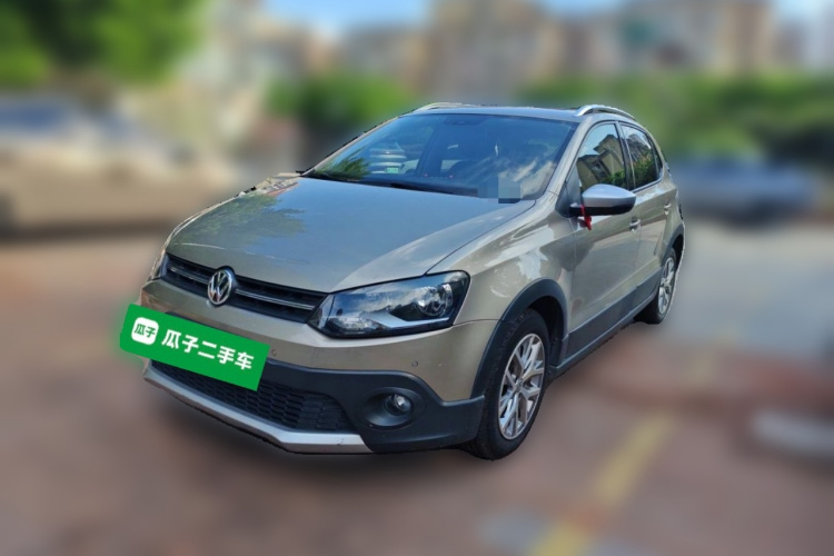 Volkswagen Polo 2018 car image #2