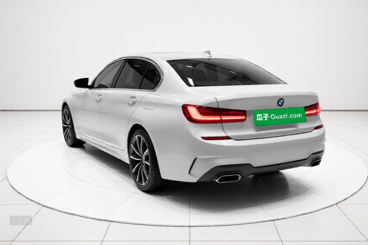 BMW 3 Series 2022 #5 BMW 3 Series 2022 car image #5