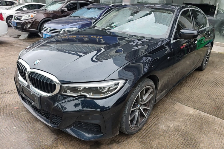 BMW 3 Series 2021 #2 BMW 3 Series 2021 car image #2