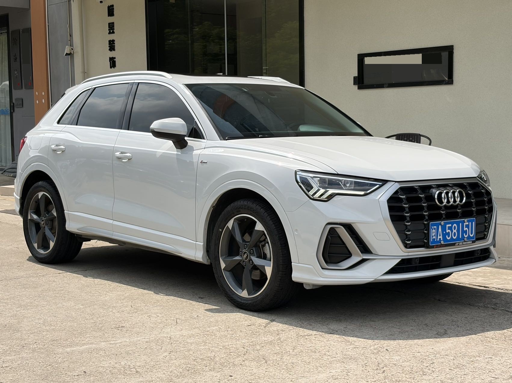 Audi Q3 2023 #3 Audi Q3 2023 car image #3
