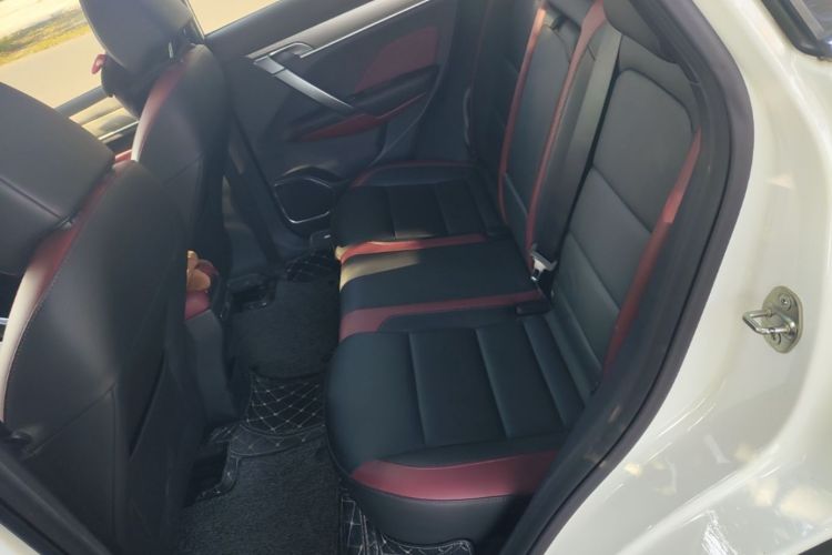 GEELY Coolray 2021 #17 GEELY Coolray 2021 car image #17