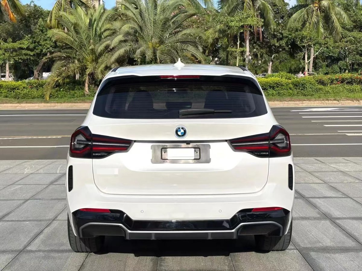 BMW iX3 2022 #2 BMW iX3 2022 car image #2