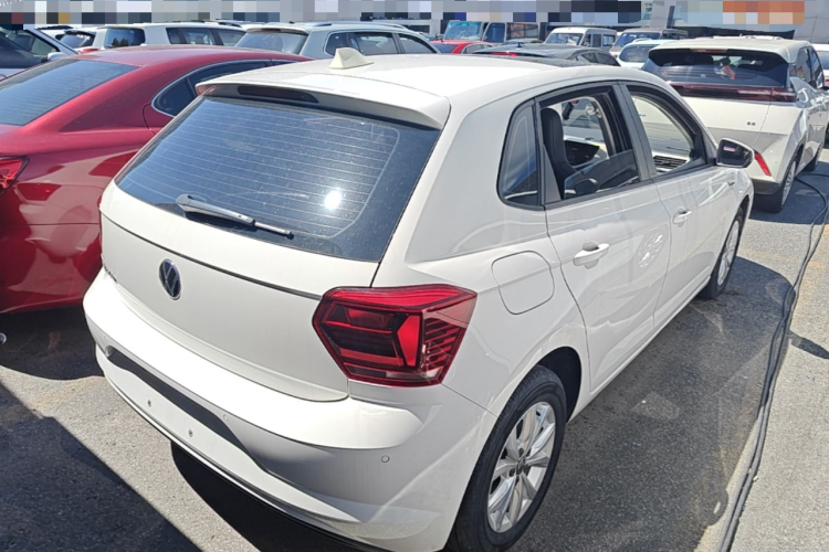 Volkswagen Polo 2022 car image #5