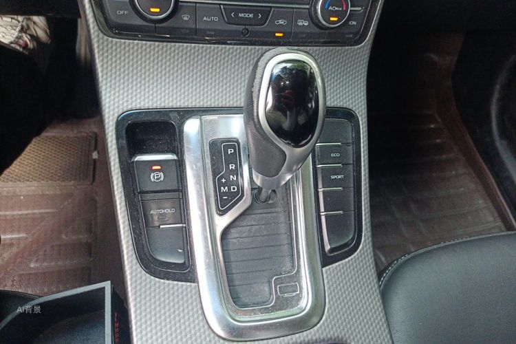 GEELY Emgrand GS 2016 car image #16