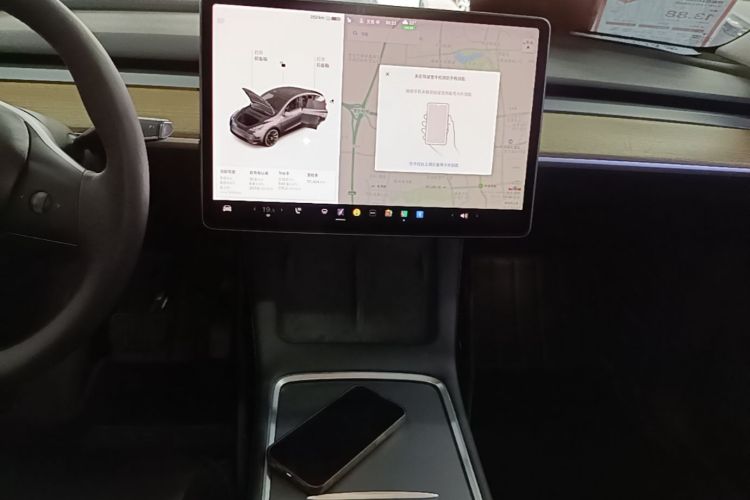 Tesla Model Y 2021 #13 Tesla Model Y 2021 car image #13