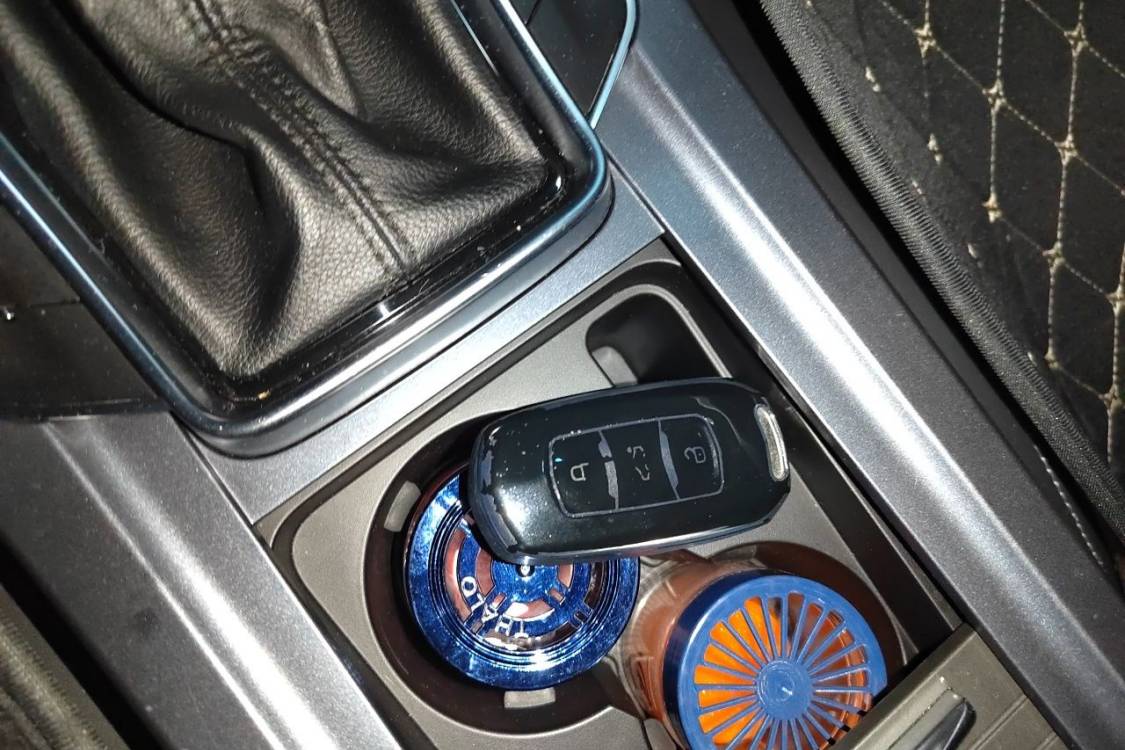GEELY Emgrand 2018 #28 GEELY Emgrand 2018 car image #28