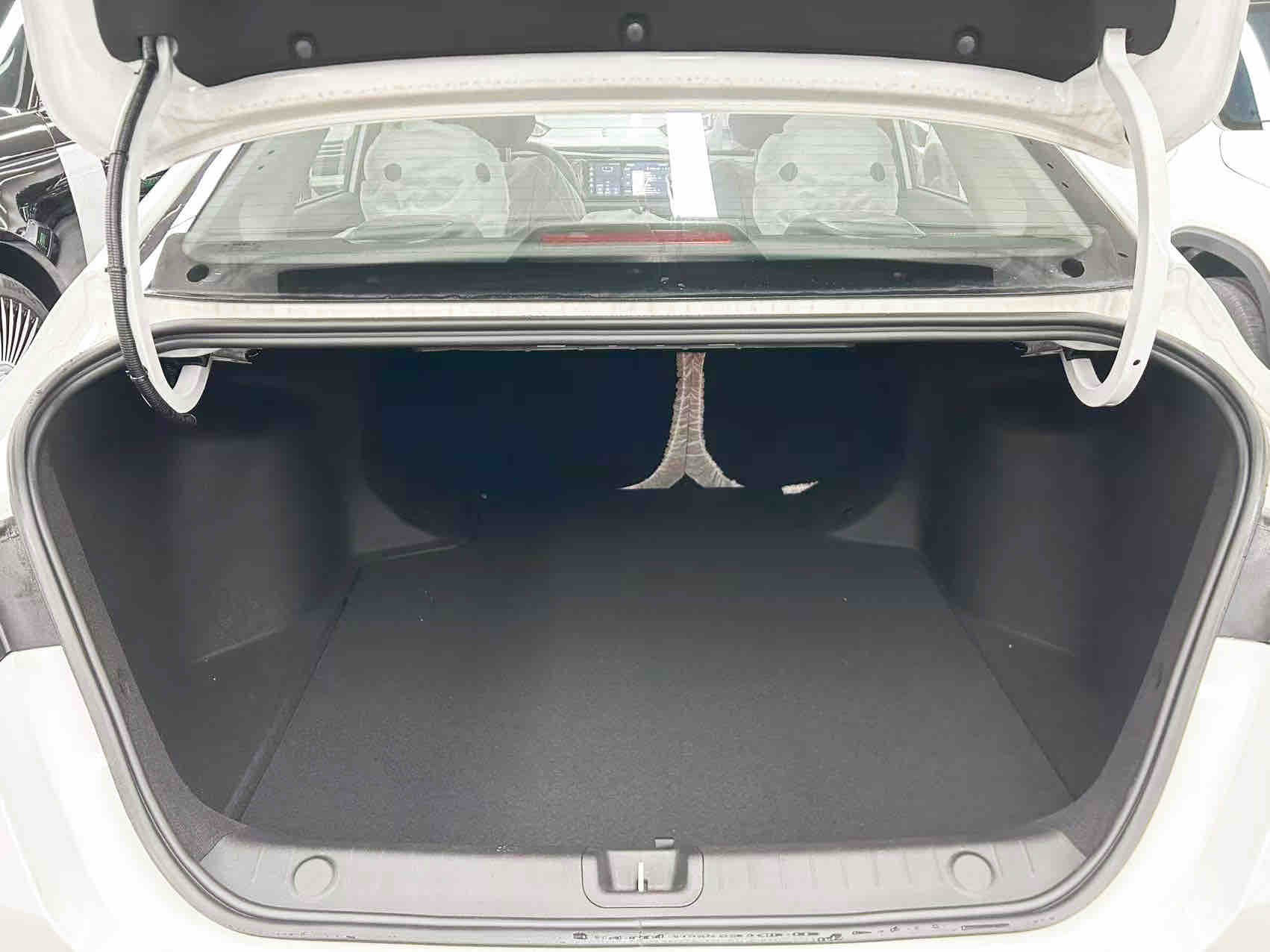 GEELY Binray 2026 #17 GEELY Binray 2026 immagine di auto #17
