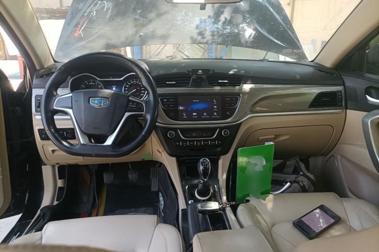 GEELY Emgrand 2017 car image #11