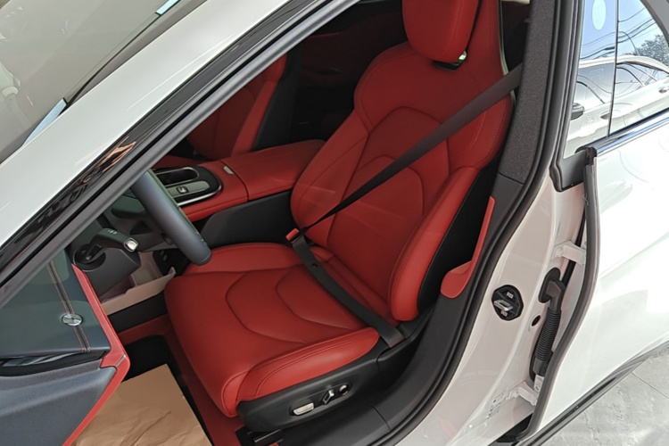 MI SU7 2025 imagem de carro #15