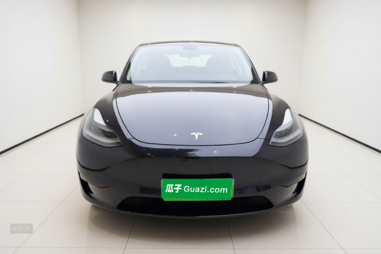 Tesla Model Y 2023 #3 Tesla Model Y 2023 car image #3