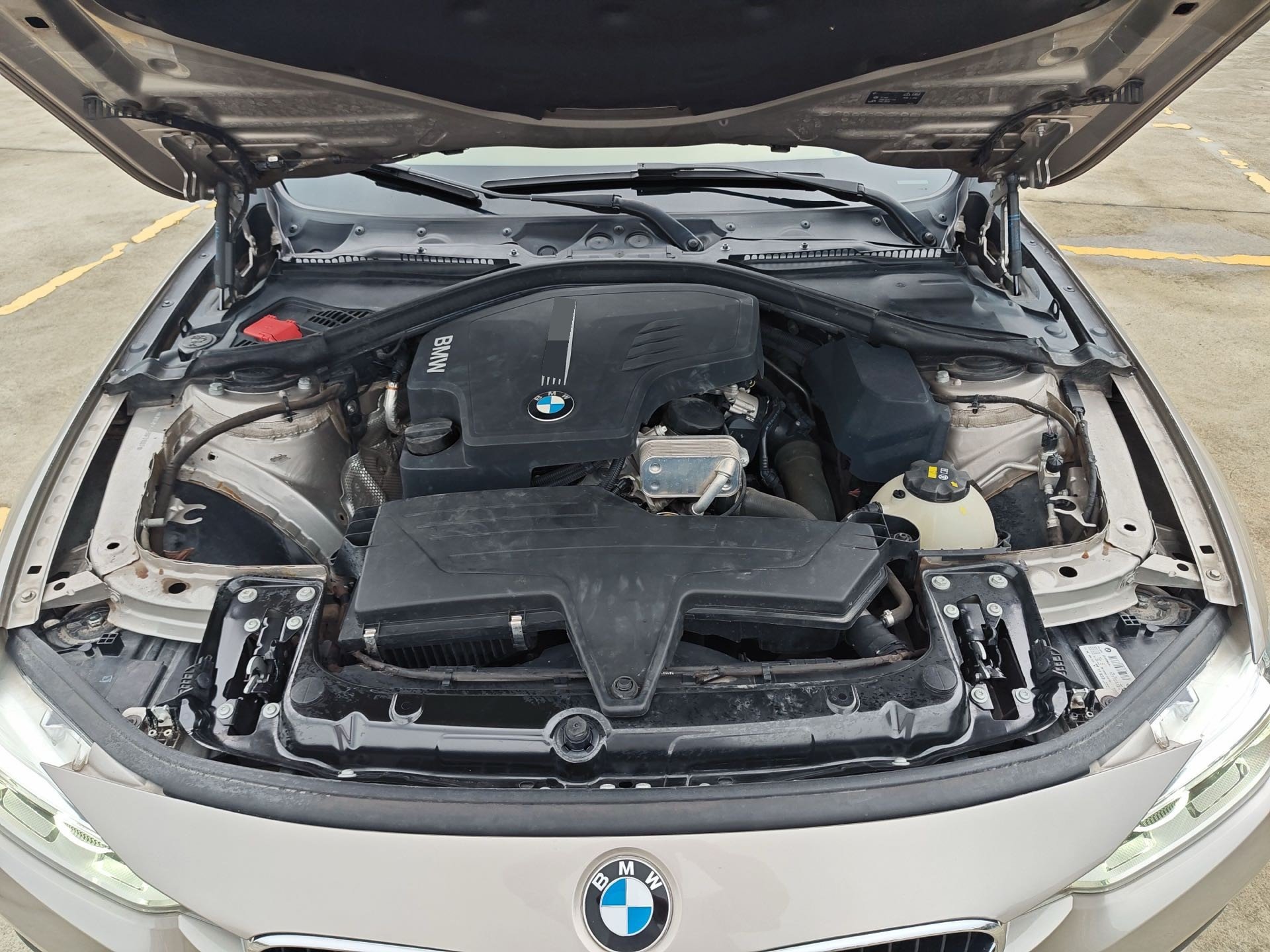 BMW 3 Series 2016 car image #17