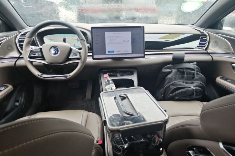 BYD Han 2024 car image #10