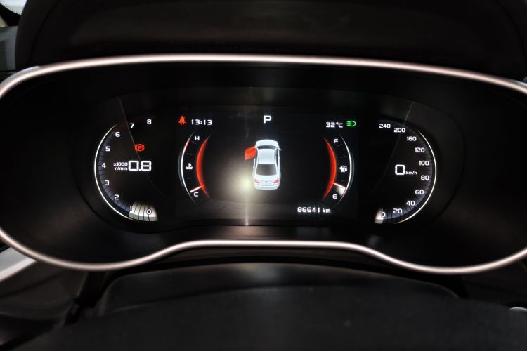 GEELY Emgrand 2019 #12 GEELY Emgrand 2019 car image #12
