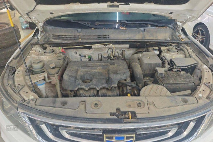 GEELY Vision X6 2017 immagine di auto #22