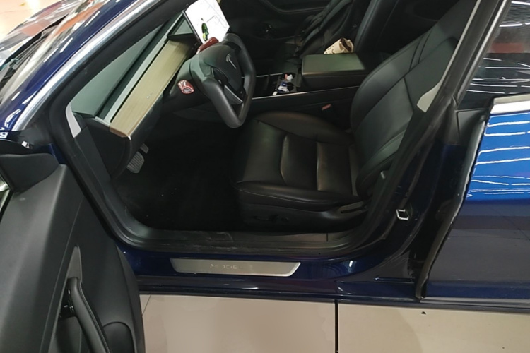 Tesla Model 3 2020 #19 Tesla Model 3 2020 car image #19
