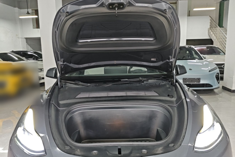 Tesla Model Y 2022 #20 Tesla Model Y 2022 car image #20