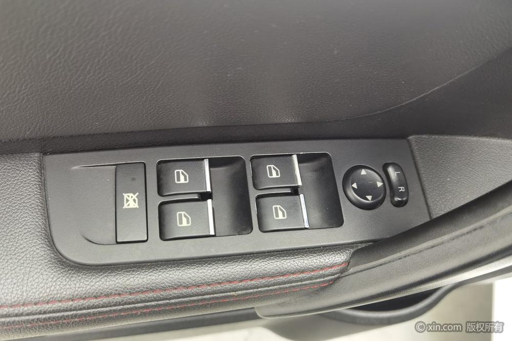 GEELY Emgrand 2015 #22 GEELY Emgrand 2015 car image #22