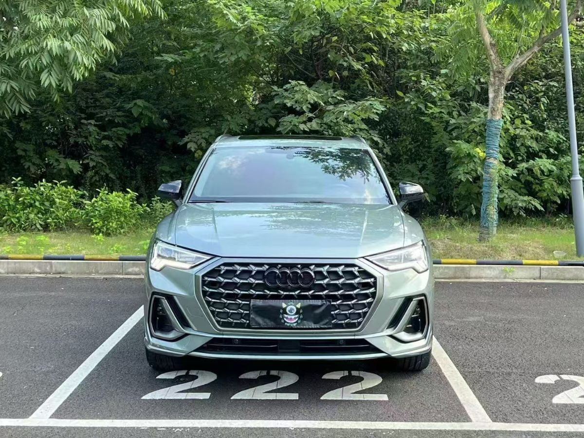 Audi Q3 2023 immagine di auto #5