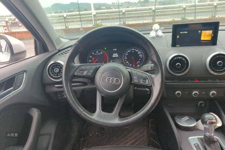 Audi A3 2017 car image #12