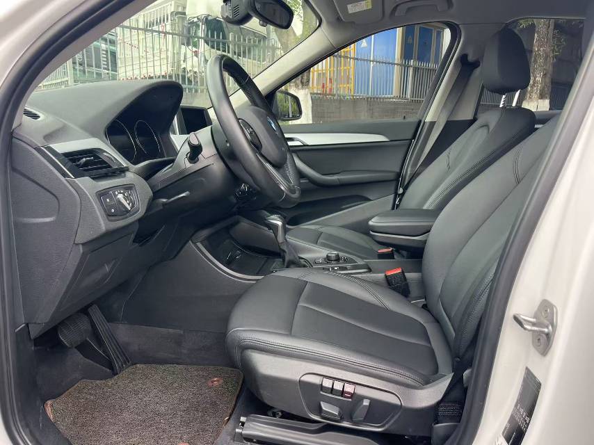 BMW X1 2019 image de voiture #6