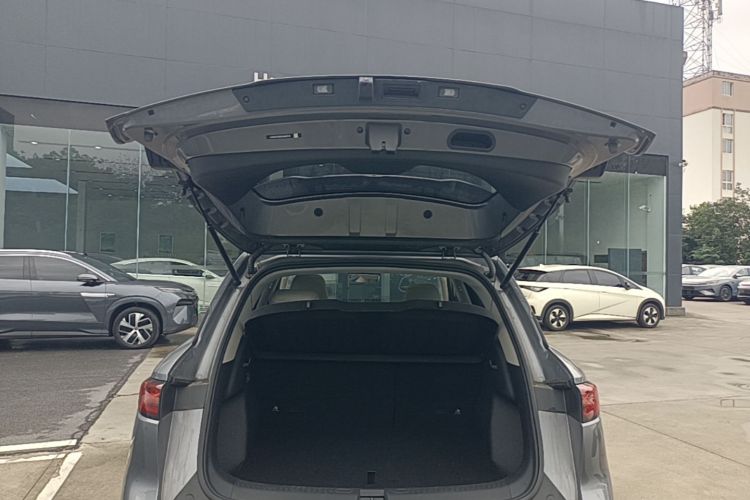 BYD YuanUP 2025 #19 BYD YuanUP 2025 imagen de coche #19