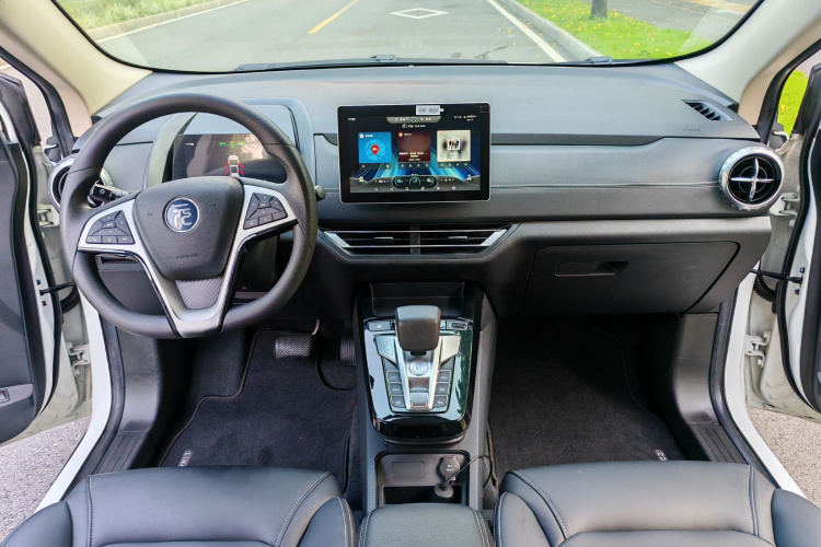 BYD Yuan New Energy 2019 imagen de coche #13