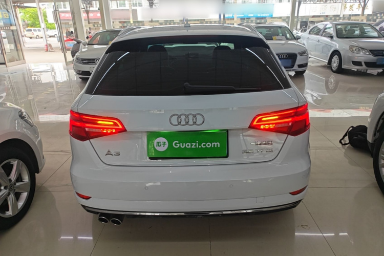 Audi A3 2018 immagine di auto #6