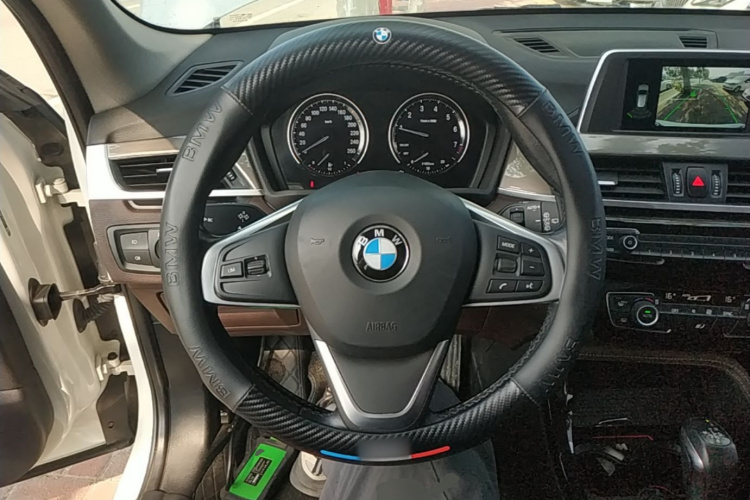 BMW X1 2018 #11 BMW X1 2018 car image #11