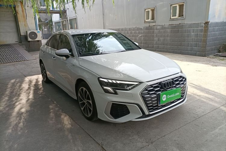 Audi A3 2022 immagine di auto #4
