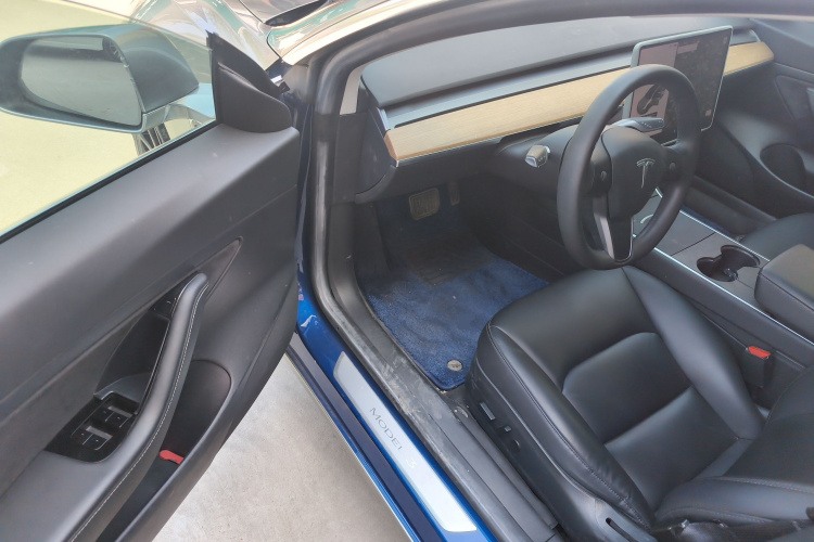 Tesla Model 3 2020 #16 Tesla Model 3 2020 car image #16