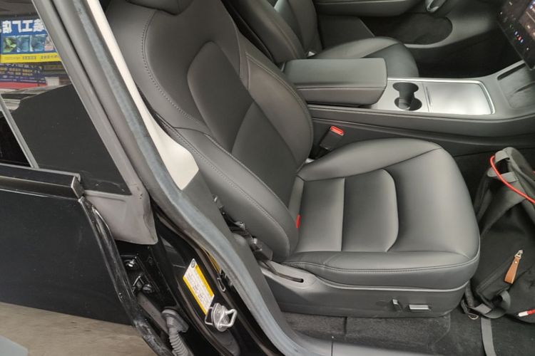 Tesla Model Y 2022 #21 Tesla Model Y 2022 car image #21