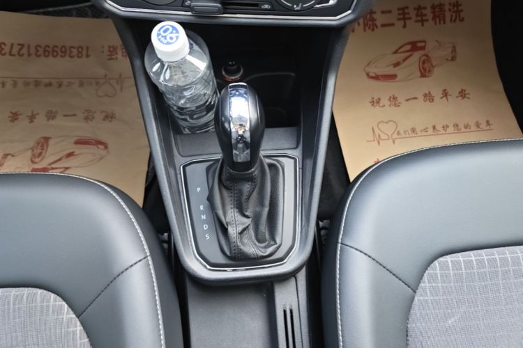 Volkswagen Santana 2018 car image #14