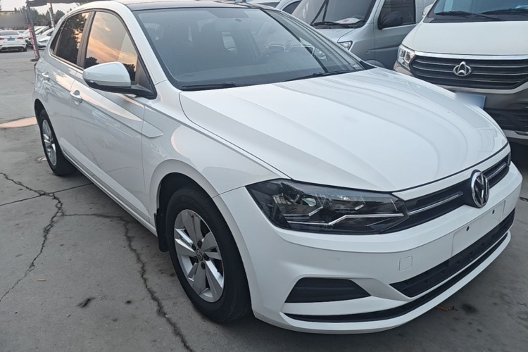 Volkswagen Polo 2020 car image #6