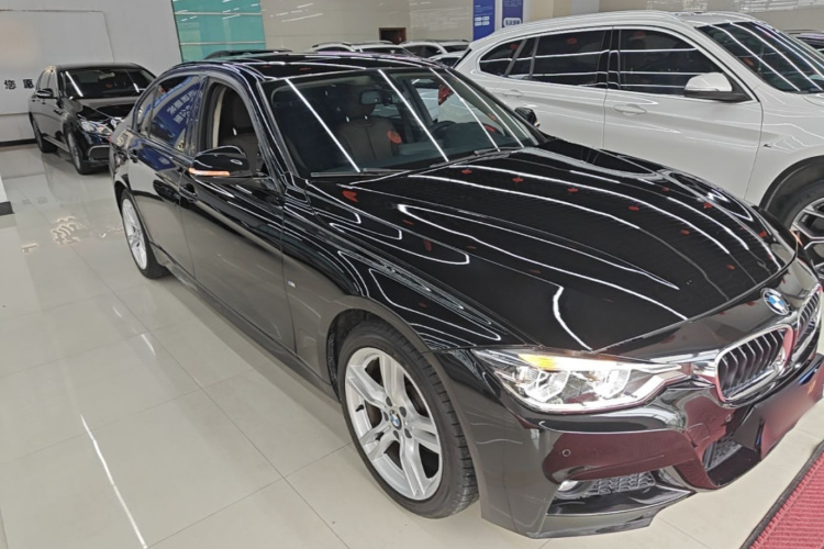 BMW 3 Series 2018 #4 BMW 3 Series 2018 car image #4