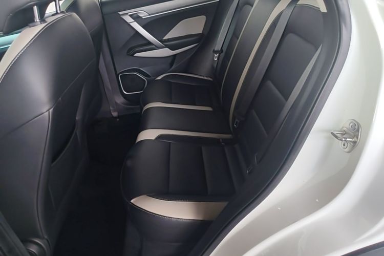 GEELY Coolray 2020 car image #17