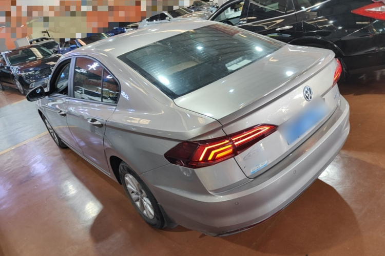 Volkswagen Bora 2019 car image #5